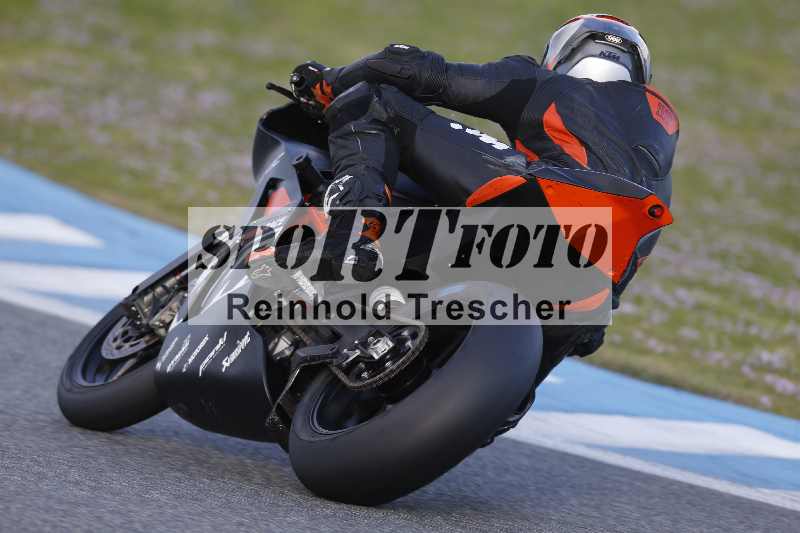 Archiv-2025/01 24.-27.01.2025 Moto Center Thun Jerez/rot-red/backside